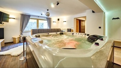 jacuzzi w domku Osada nad Potokiem